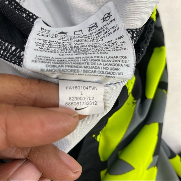 Nike Dri-Fit Shorts Boys Size Large - Picture 5 of 11